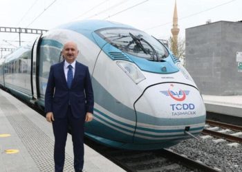 Bakan Karaismailoğlu: Karaman YHT hattında 1 ayda 110 bin kişi seyahat etti
