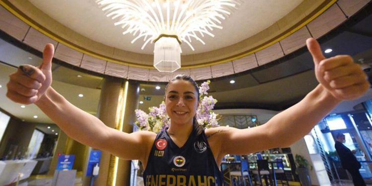 Alperi Onar’ın en büyük hayali EuroLeague şampiyonluğu! “O kupayı Fenerbahçe ve babam için kazanacağım”