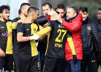 Ümraniyespor 0-2 İstanbulspor (Maçın özeti)